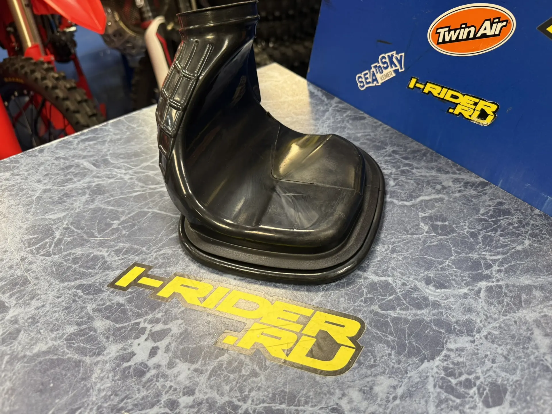 Коллектор патрубок впускной воздушный фильтр карбюратор Beta OEM 040.38.000.00.00 RR 20-26