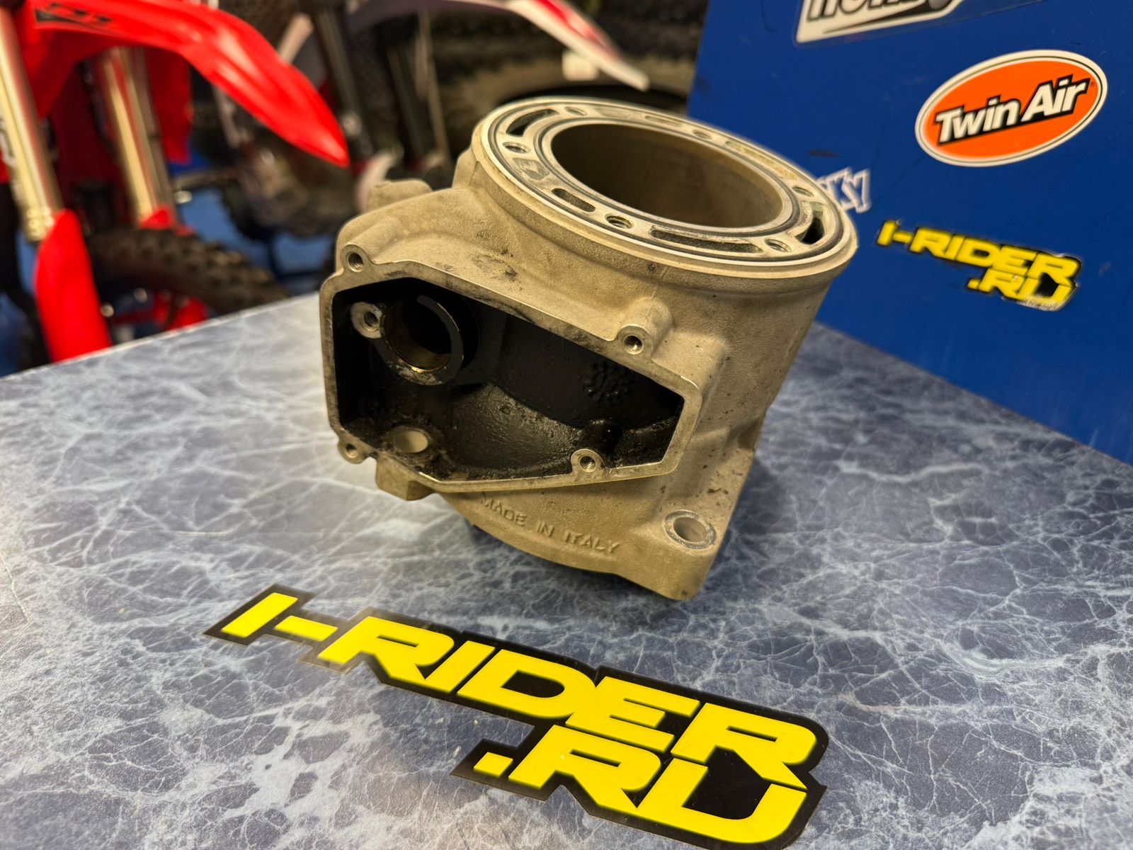 Цилиндр Beta OEM 026.11.030.00.0A RR 300 2018-2021 б.у. 80 часов