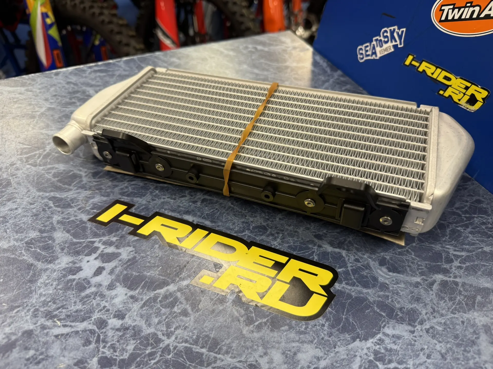 A46035007000