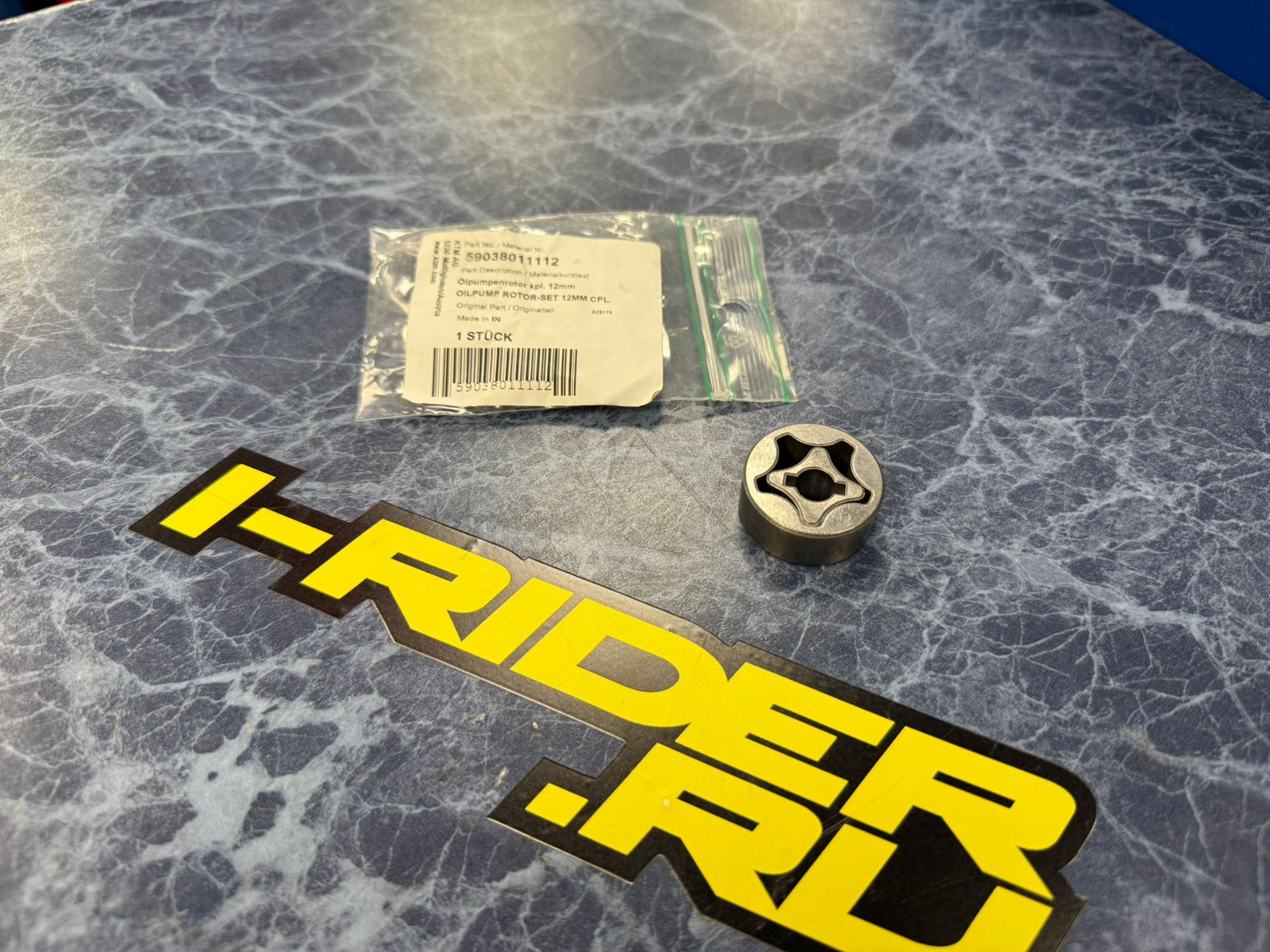 Шестерня маслонасоса KTM OEM 59038011112