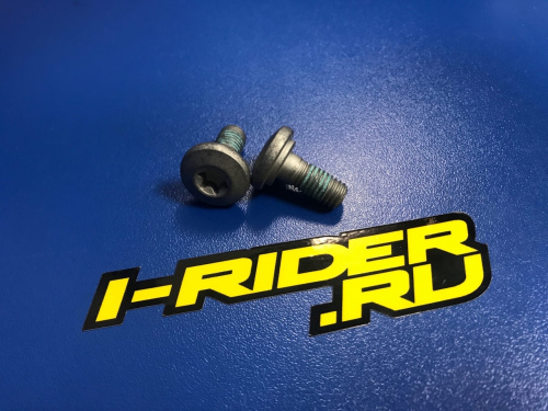 Болт крепления подрамника KTM OEM 79003003000 M8X18