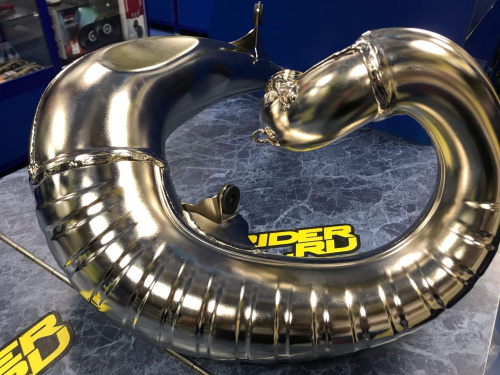 Резонатор KTM Husqvarna OEM 55705007000 KTM 250 EXC  300 EXC 2020+, HUSQVARNA TE250  TE300 2020+