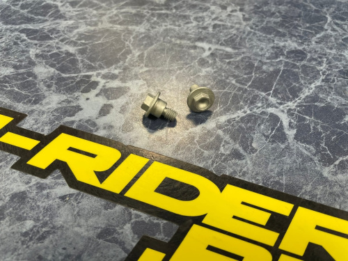 Болт крепления щитков вилки KTM OEM 59001092050 M6X12,5